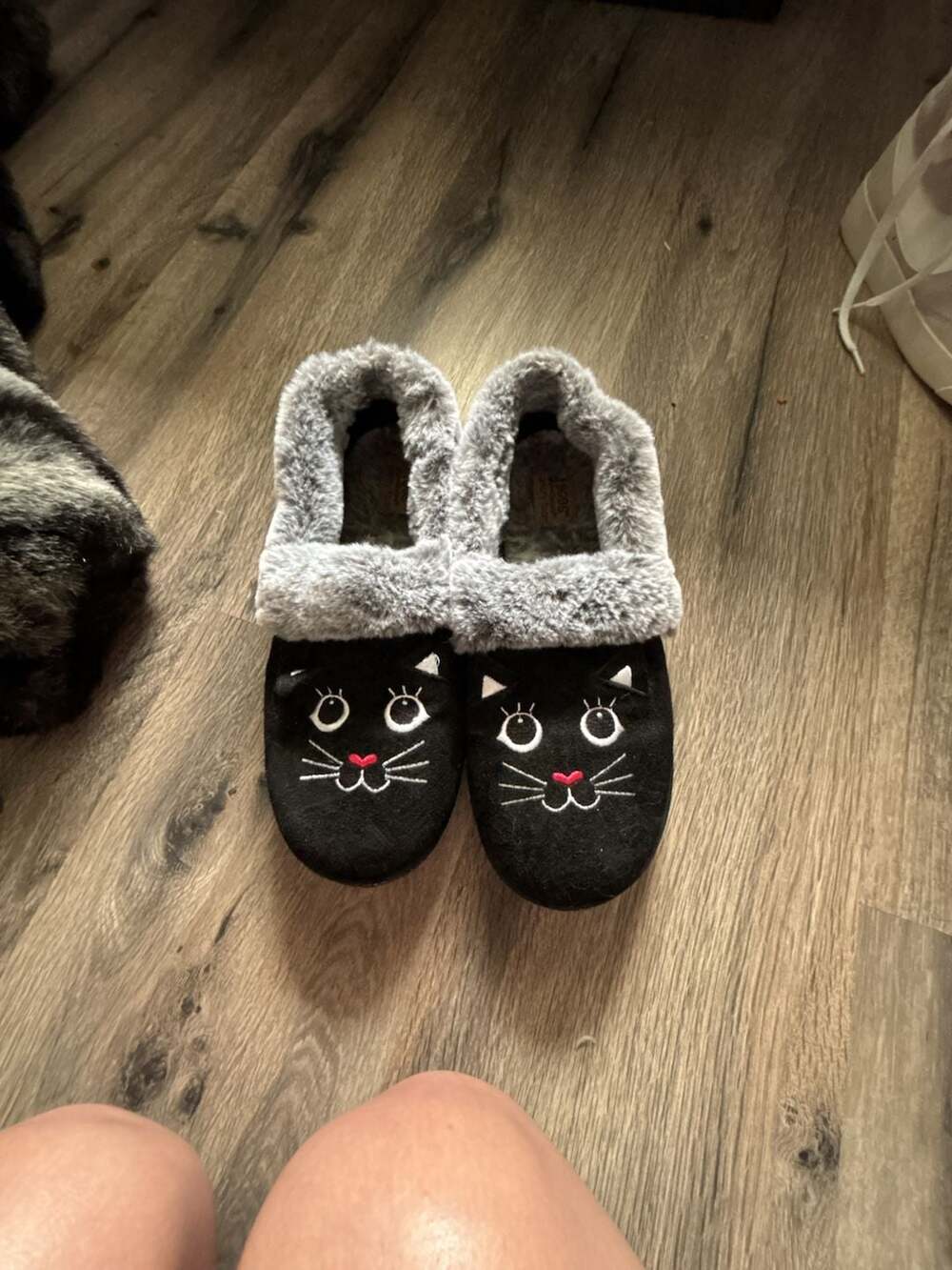 Skechers BOBS Too Cozy - Meow Pajamas Black Faux Fur Cat Slippers